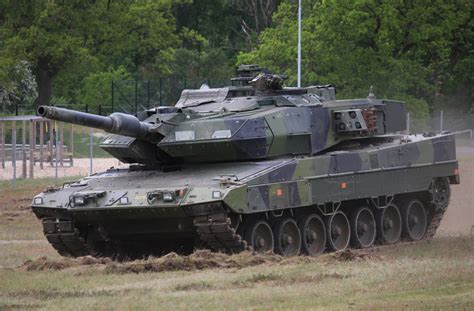 rcbkk 122a|Stridsvagn 122 .